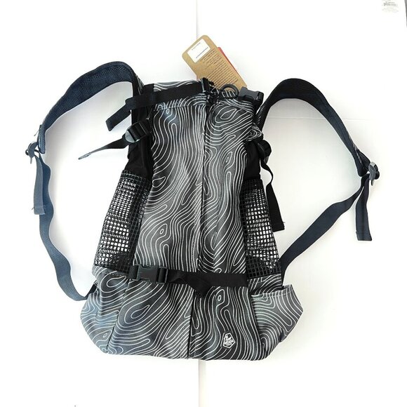 NWT Arcadia Trail Dog Soft Carrier Backpack - Reflective‎ Black/White - Picture 5 of 11